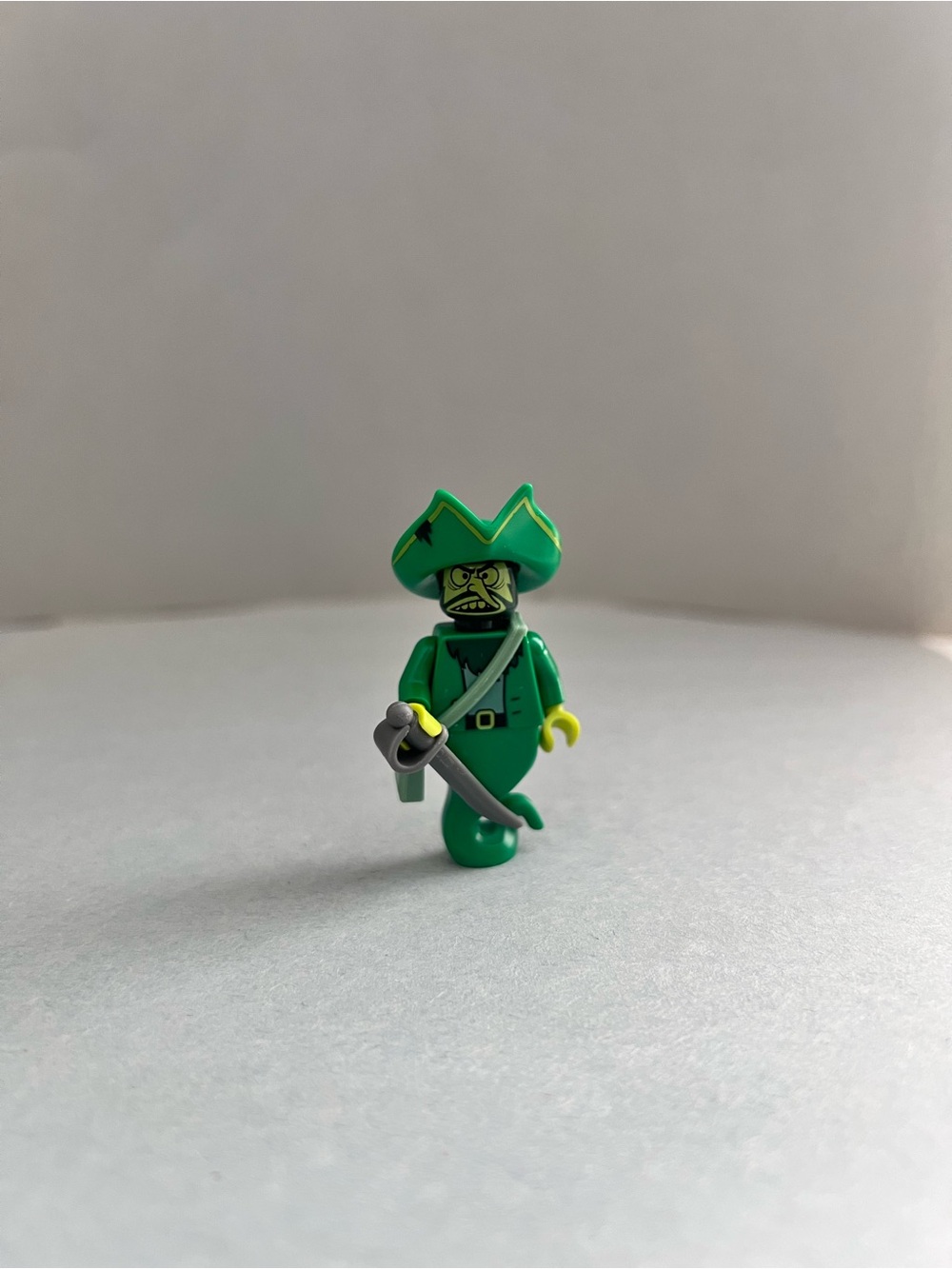 LEGO SpongeBob SquarePants Flying Dutchman Minifigure